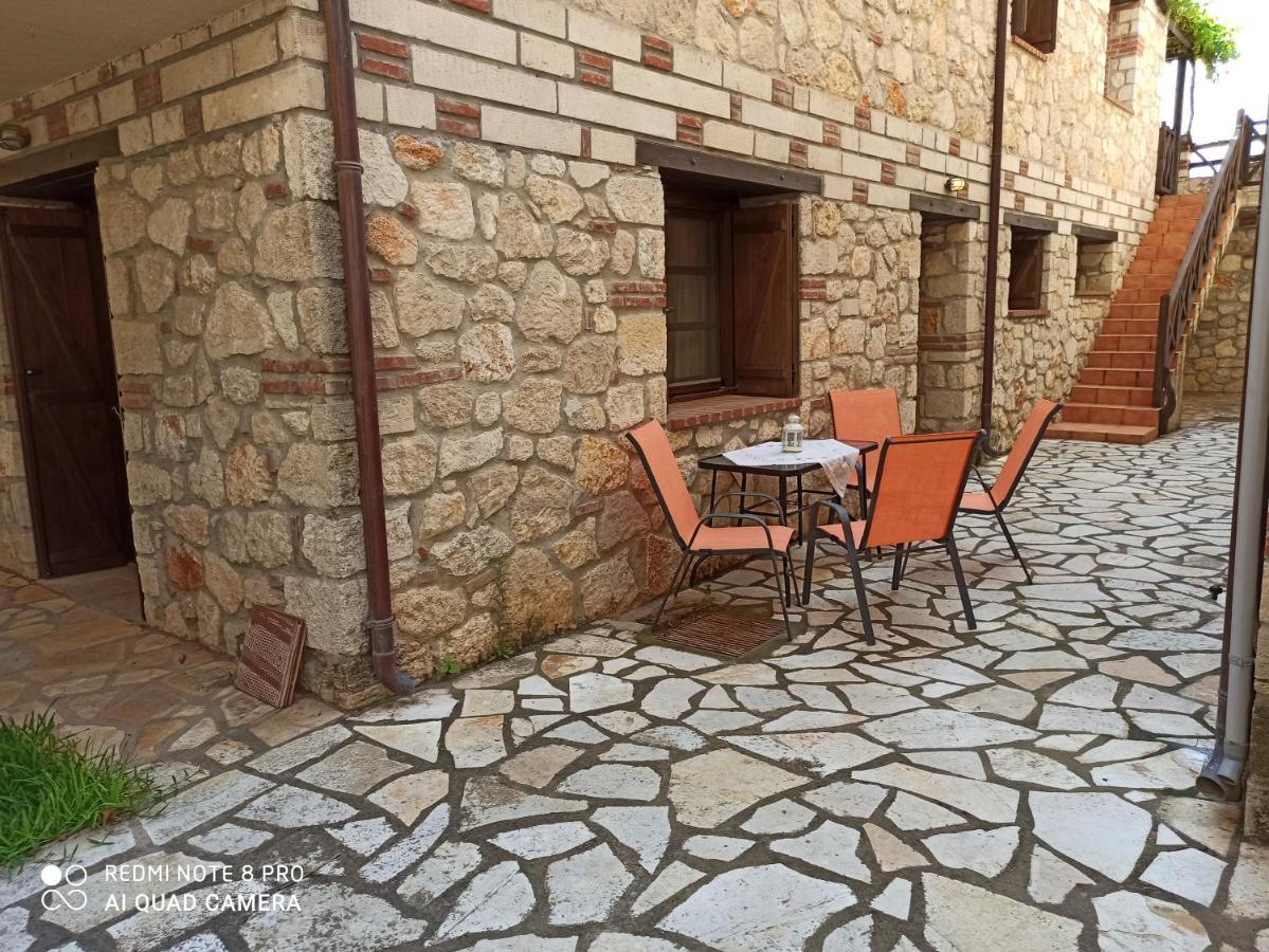 Elpida Stone House Apartment Псахудиа Екстериор снимка