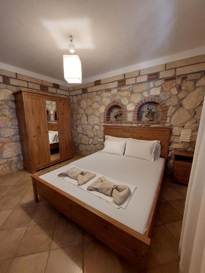 Elpida Stone House Apartment Псахудиа Екстериор снимка